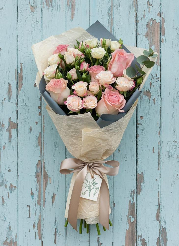 Букет цветов из: Розы в Ягодное