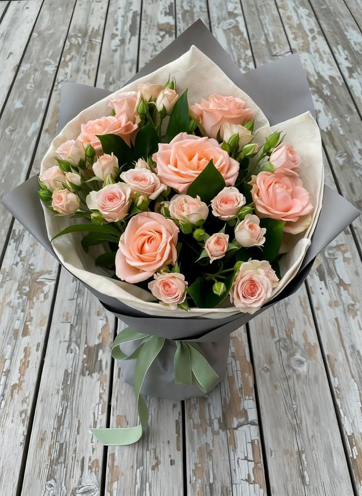 Букет цветов из: Розы в Ягодное