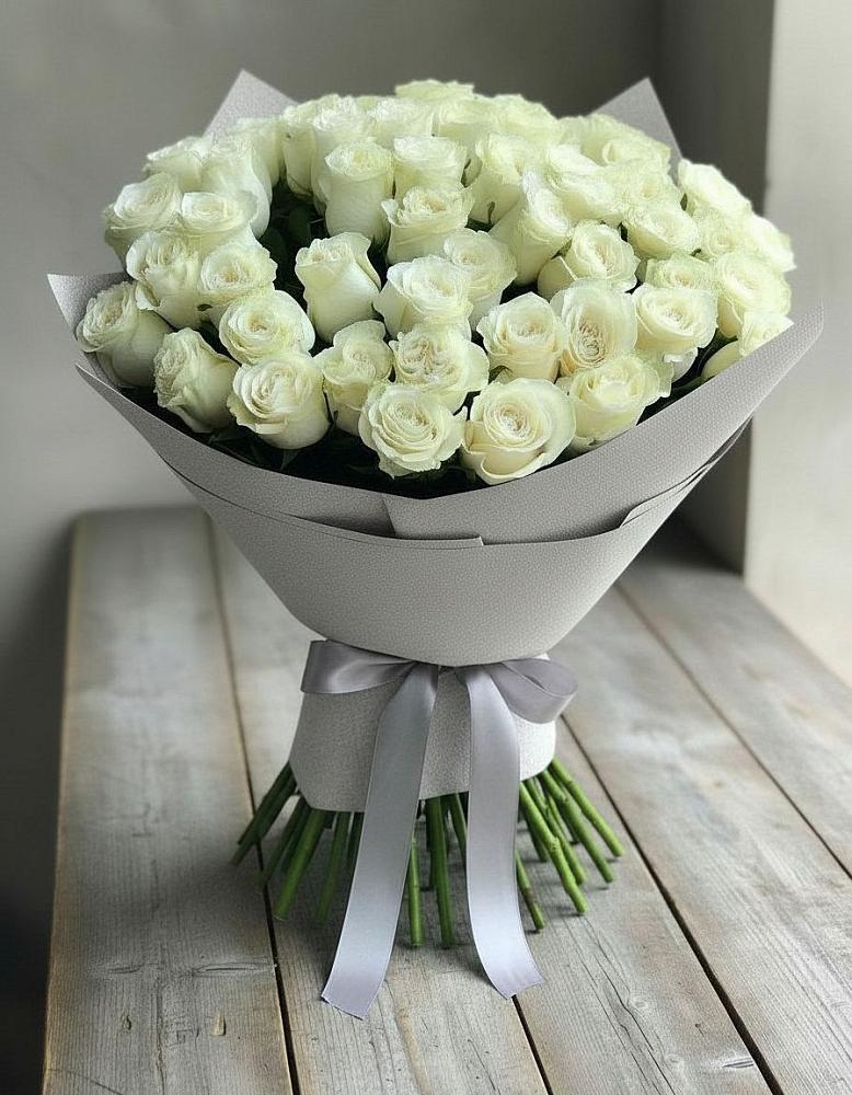 Букет 35 Белых роз в Ягодное