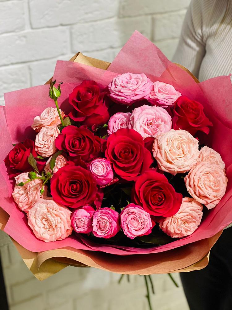 Букет цветов из: Розы в Ягодное