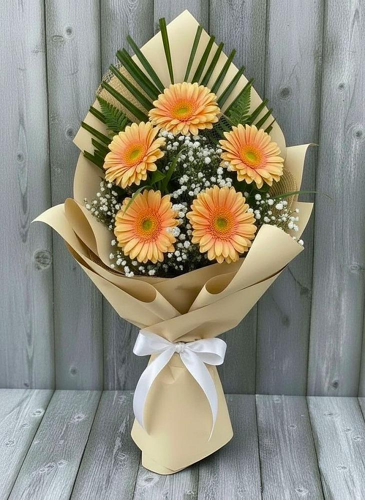 Букет цветов из: Герберы в Ягодное