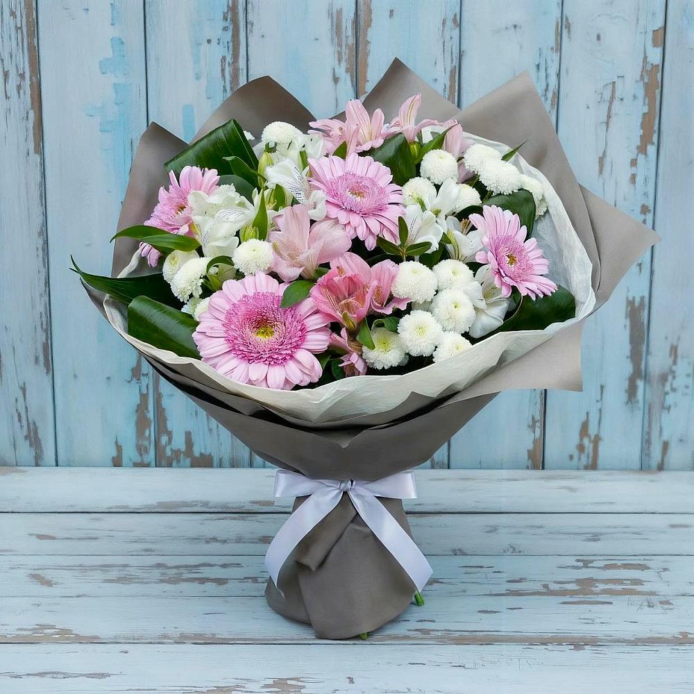 Букет цветов из: Герберы, Альстромерии и Хризантемы в Ягодное