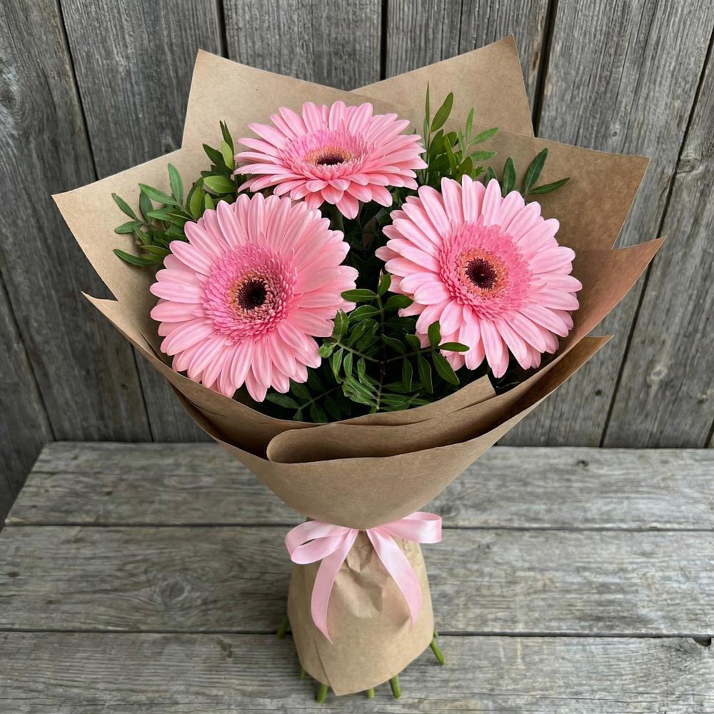 Букет цветов из: Герберы в Ягодное